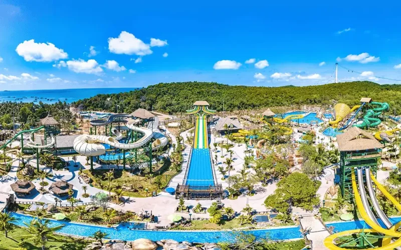 Công viên nước Aquatopia Hòn Thơm Phú Quốc